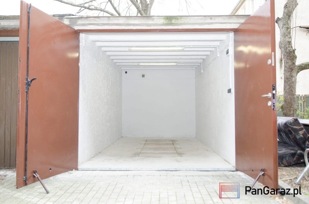 Garaż do wynajęcia - Warszawa, Mokotów, ul. Dolna 20